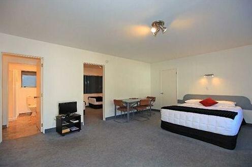 Kapiti Lindale Motel and Conference Centre - Photo4