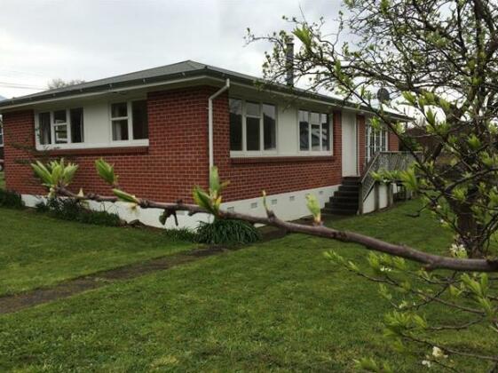 Close to Picton Town - Photo2