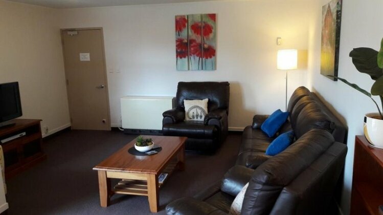Serenity Motels - Photo5