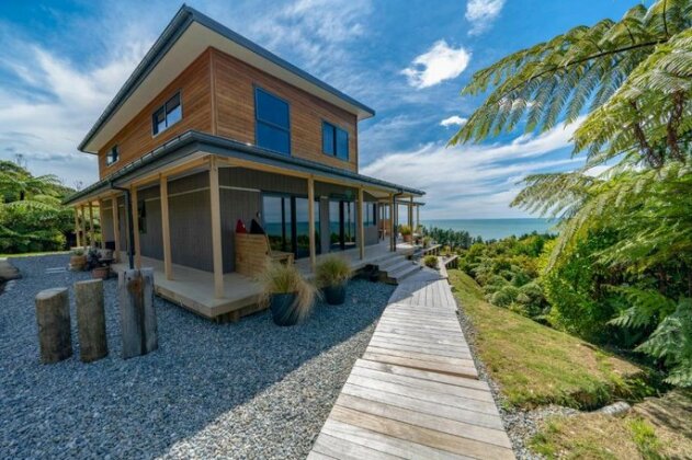 Tasman Sea Retreat