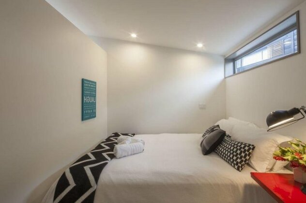 22 Hallenstein Apartments - Photo4