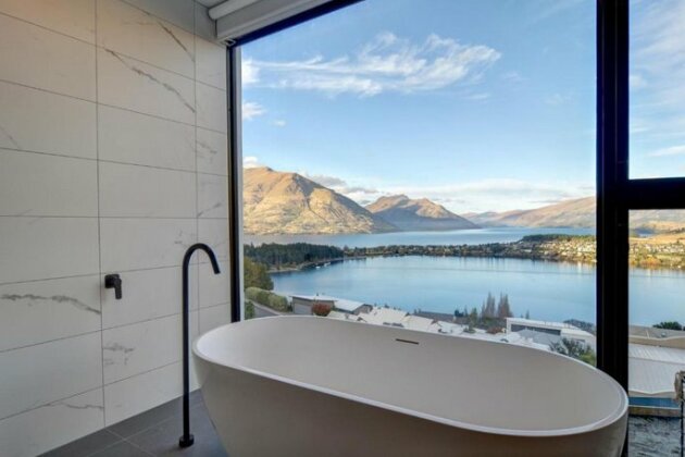 92 Hensman Road - Photo2