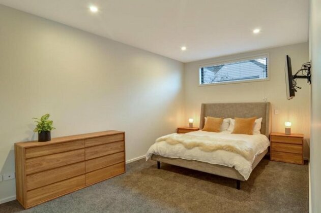 92 Hensman Road - Photo4