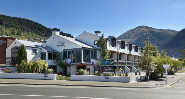 Hurleys of Queenstown - Photo2