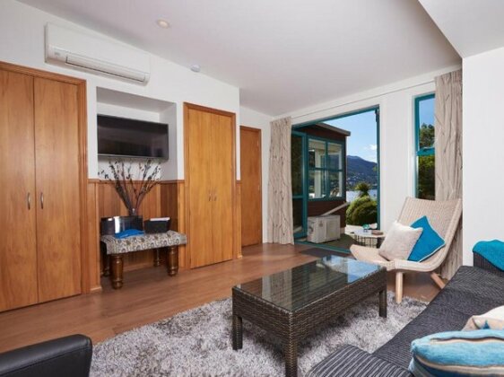 Lake Terrace - Queenstown Holiday Unit - Photo2