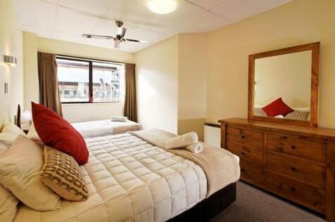 Lomond Lodge Motel & Apartments - Photo5