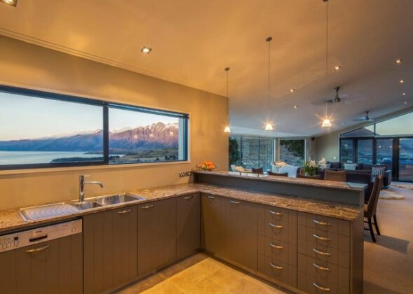 Majestic View Home Queenstown - Photo3