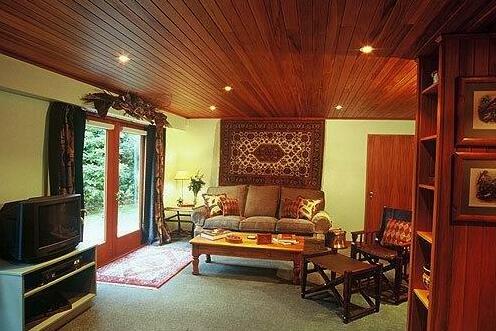 Pencarrow Luxury Lodge - Photo3