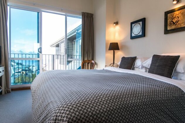 Queenstown House Boutique Bed & Breakfast & Apartments - Photo4