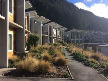 Queenstown Lakeview Holiday Park