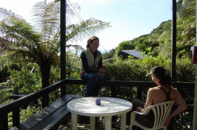Karioi Lodge Backpackers and Surf Camp - Photo2