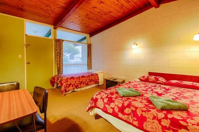 Aaryn Court Motel - Photo3
