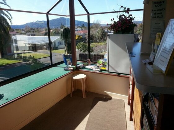 Ace Motor Lodge - Photo2