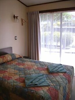 Ace Motor Lodge - Photo4