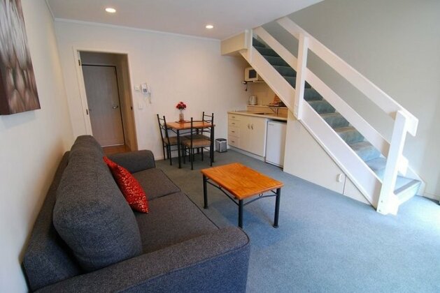 Baden Lodge - Photo4