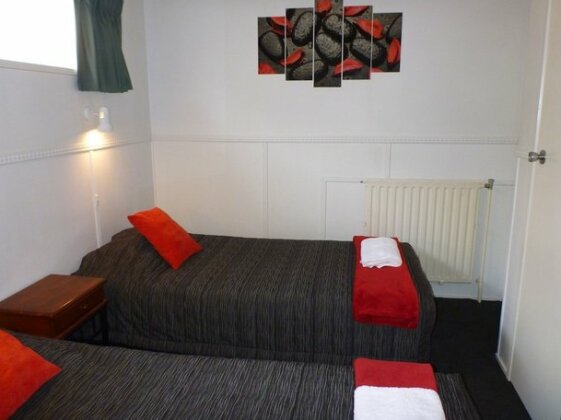 Fernleaf Motel - Photo5