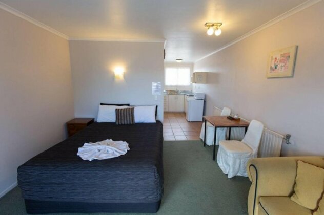 Gateway International Motel - Photo5