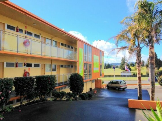 Greenview Motel - Photo2