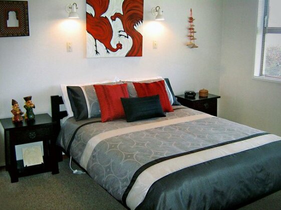 Guysers Gaystay for Men - Photo2