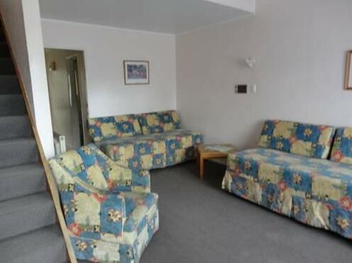 Gwendoline Court Motel - Photo5