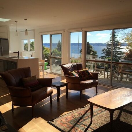 Lakeview Holiday Home - Photo2