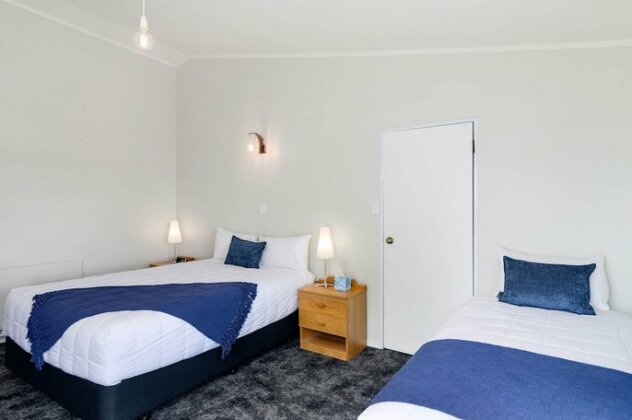 Ledwich Lodge Motel - Photo5