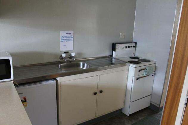 Pineland Motor Lodge - Photo3