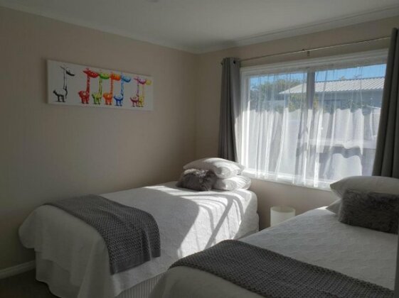 Rose Apartments Unit 1 Central Rotorua-Accommodation&Spa - Photo4