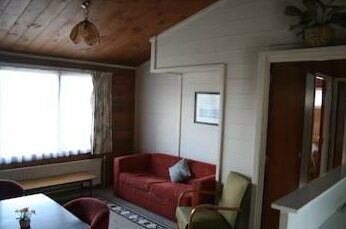 Utuhina Hot Springs Lodge - Photo4