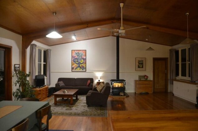 Orari Cottage - Photo3