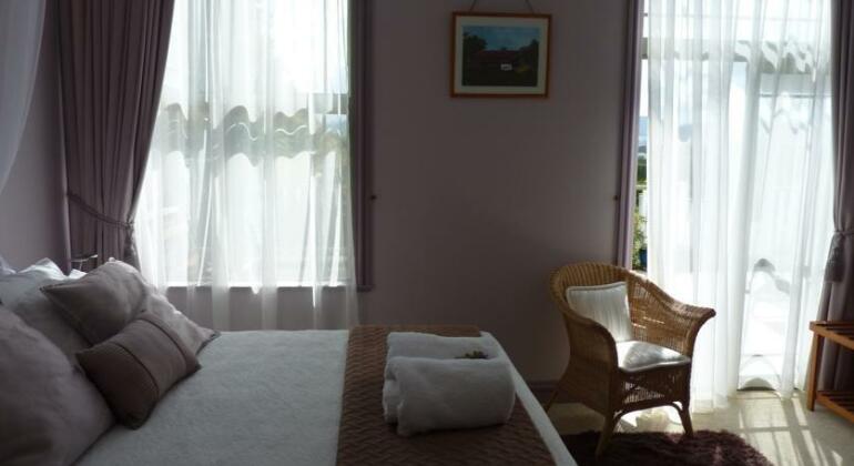 Cotswold Lodge Country Stay - Photo4
