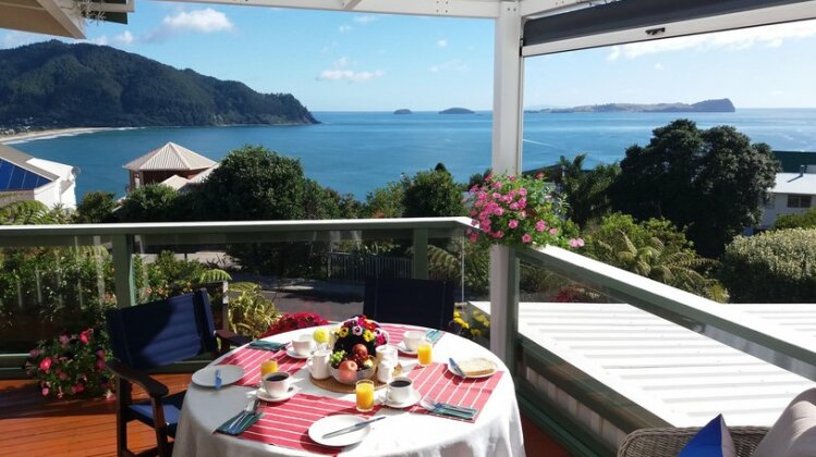 Anton & Mary's Bed & Breakfast - Photo2