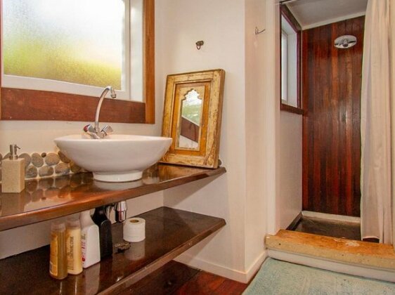 Tairua Treehouse - Tairua Holiday Home - Photo3