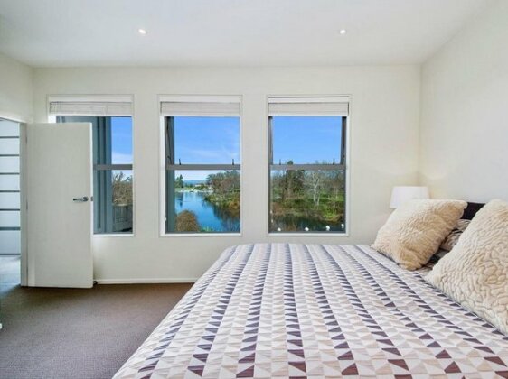 The Mooring - Lake Taupo Holiday Apartment - Photo2