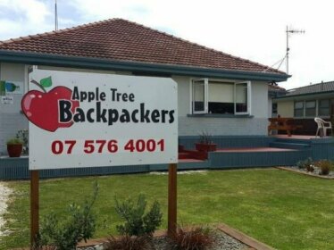 Apple Tree Backpackers