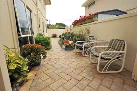 Beachside Bed & Breakfast - Photo4