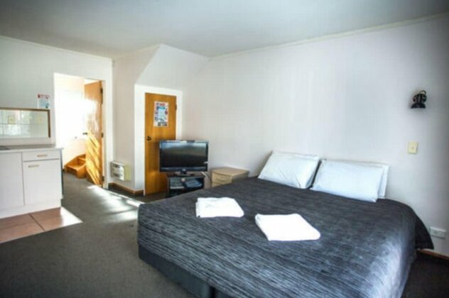 Bennetts Thermal Pools Motor Inn - Photo5