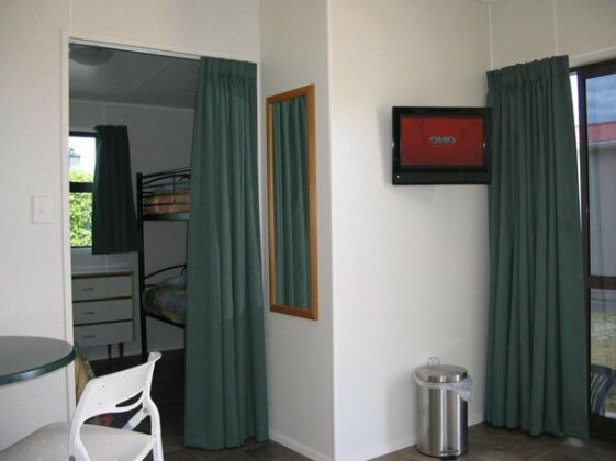 Cosy Corner Holiday Park - Photo4