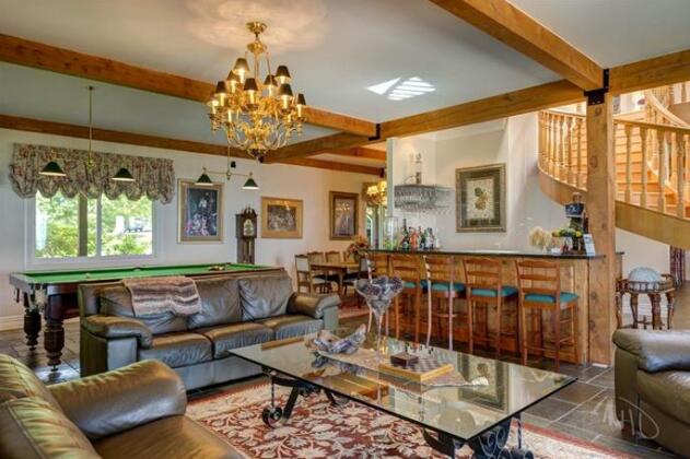 Eagle Ridge Lodge - Photo4