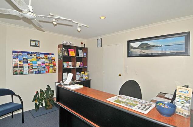 Gateway Motor Inn - Photo3