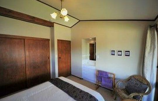 Harbinger House - Photo5
