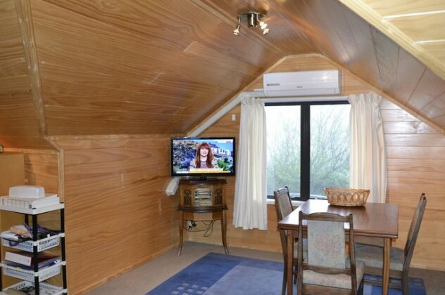 Homestay - Spacious Family Friendly Home - Photo3