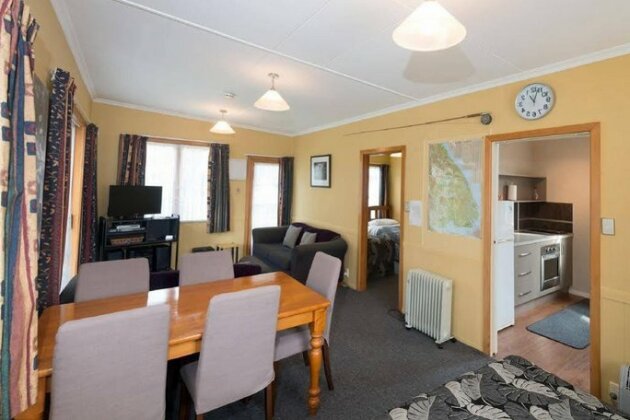 Accommodation Fiordland Self Contained Cottages - Photo5