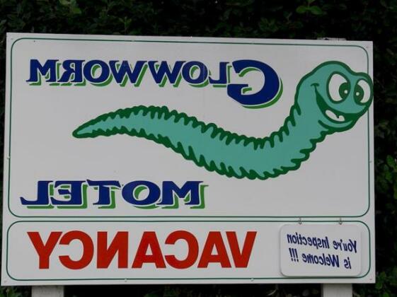 Glow Worm Motel - Photo3
