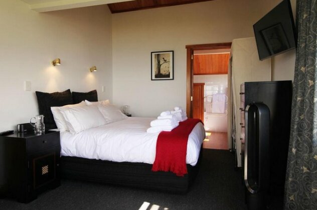 Te Puru Beach Lodge - Photo5