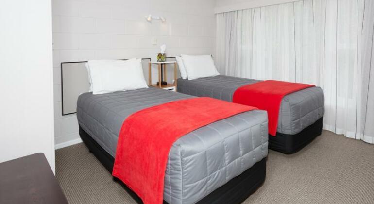 Brookby Motel - Photo3