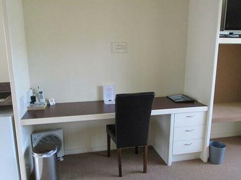 Shortland Court Motel - Photo4