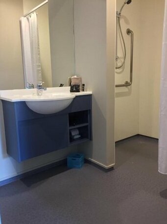 Bay City Motor Lodge - Photo5