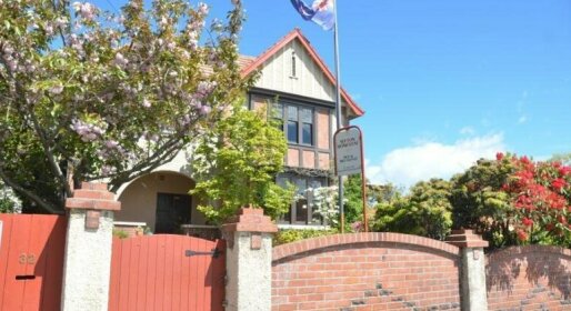 Sefton Homestay Bed and Breakfast