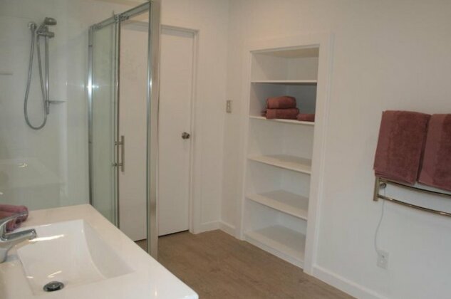 Bridgehaven Guesthouse - Photo3